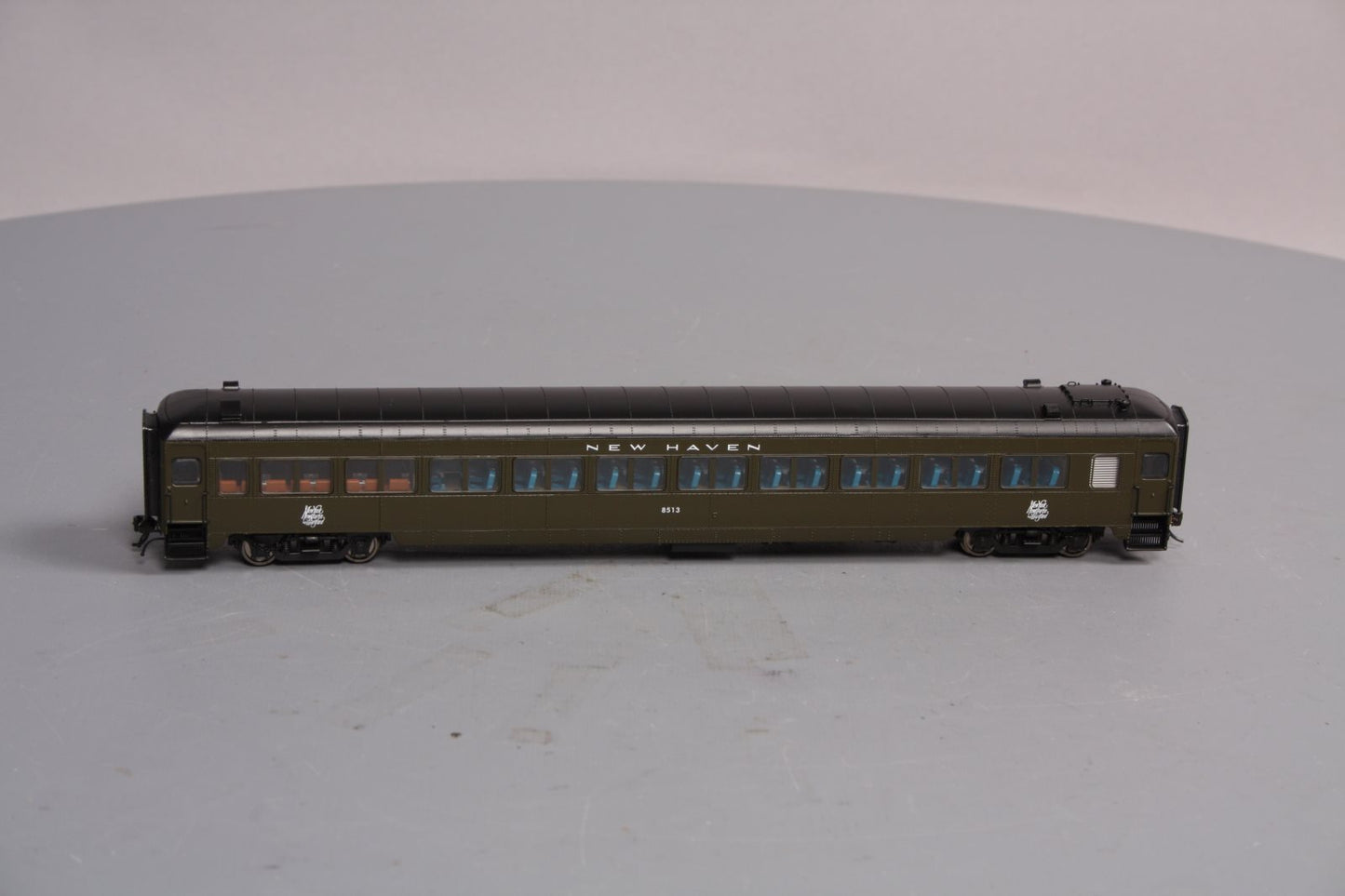 Rapido Trains 109104 HO New Haven 10-Window Smoker Coach #8513