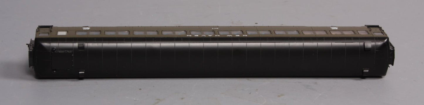 Rapido Trains 109104 HO New Haven 10-Window Smoker Coach #8513