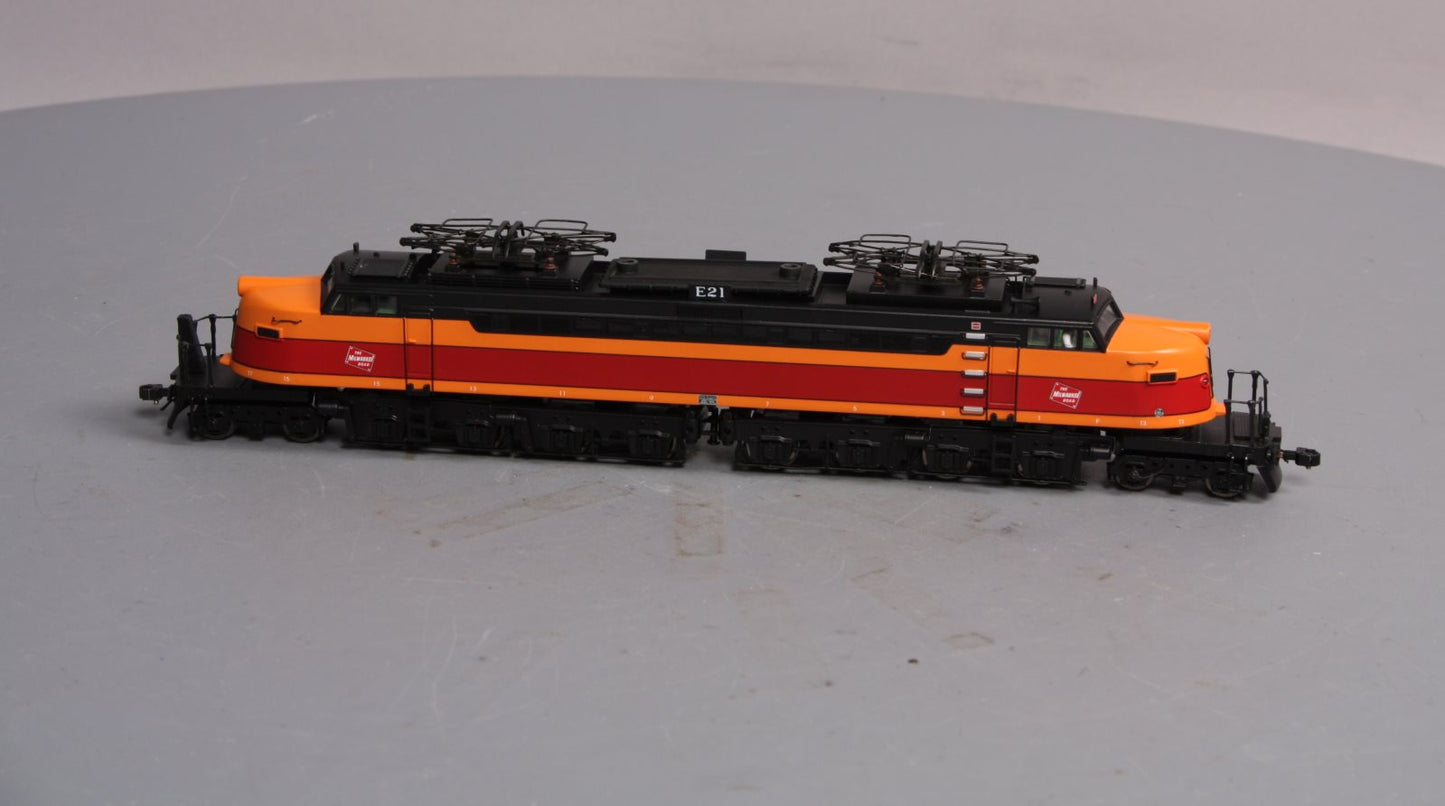 MTH 80-2038-1 HO Scale Milwaukee Road Little Joe Electric with Proto-Sound 3.0