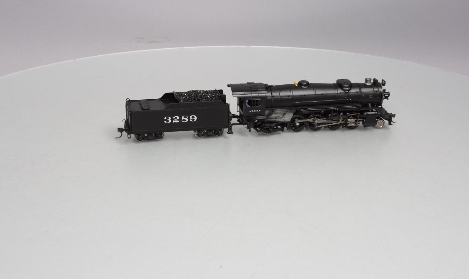 Broadway Limited 2151 HO Santa Fe USRA Heavy 2-8-2 Mikado Paragon2™ #3289