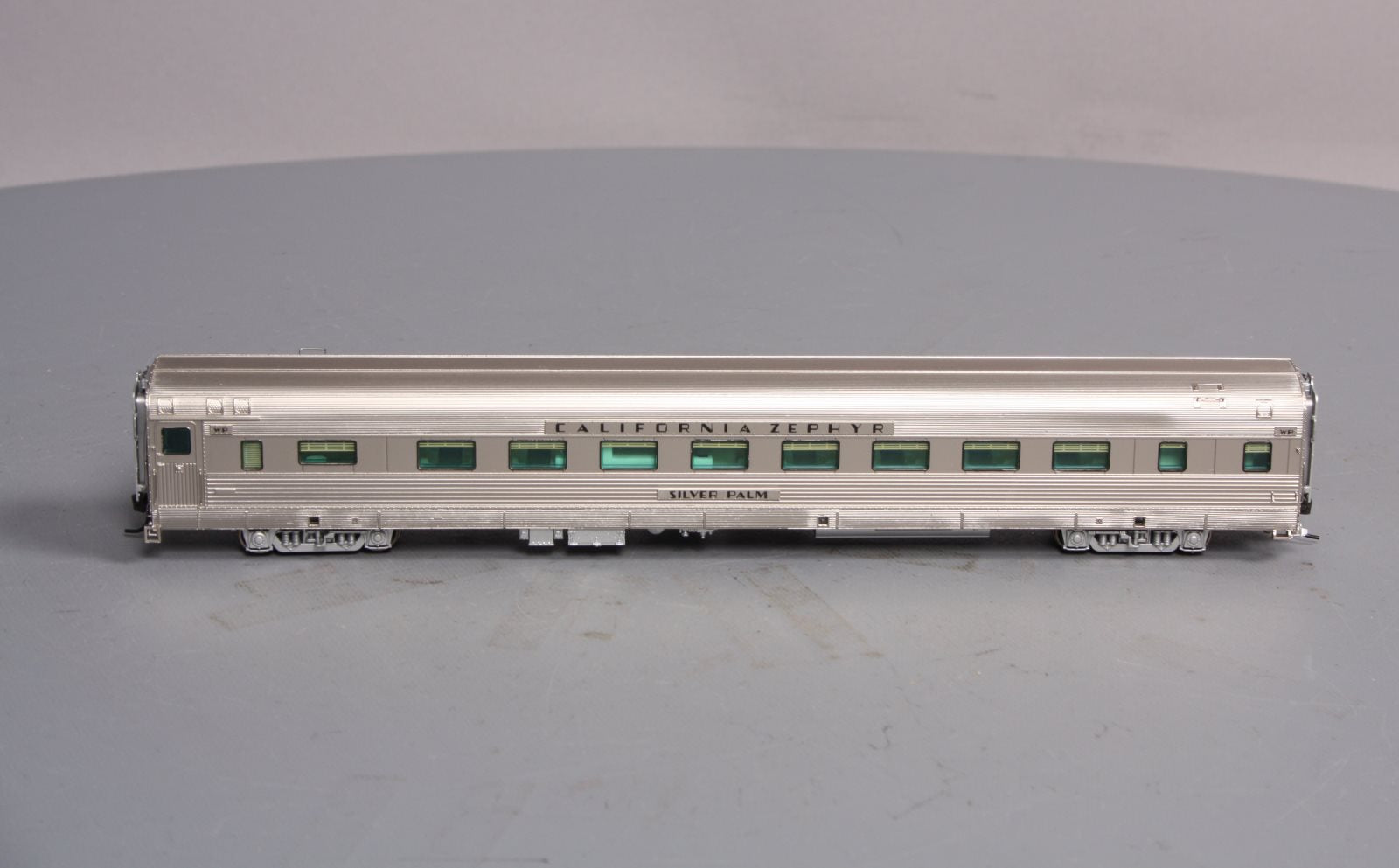 Broadway Limited 532 HO Scale WP 16-Section Sleeper 