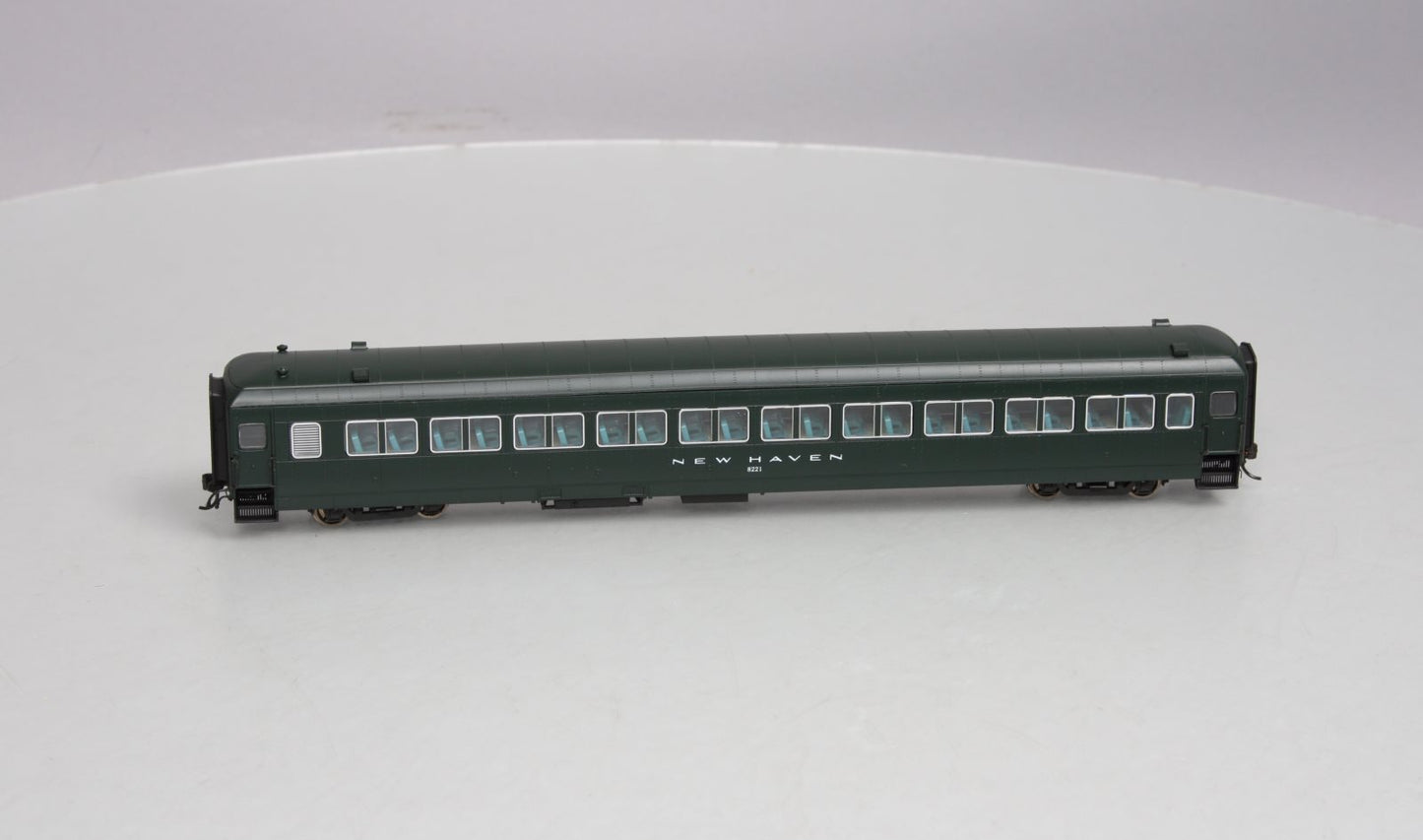 Rapido 109004 HO Scale New Haven Osgood Bradley Passenger Coach #8221