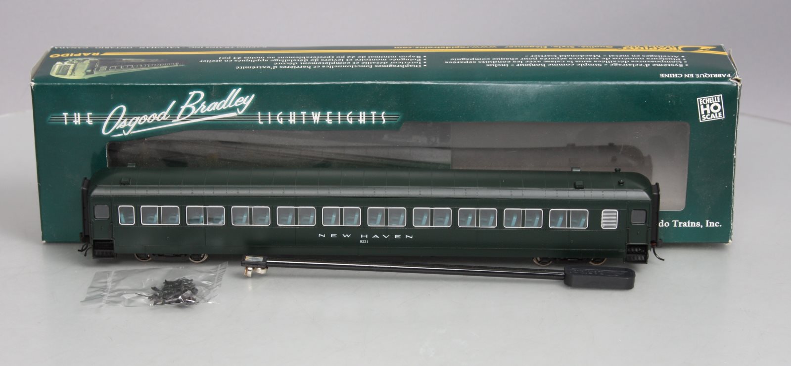 Rapido 109004 HO Scale New Haven Osgood Bradley Passenger Coach #8221