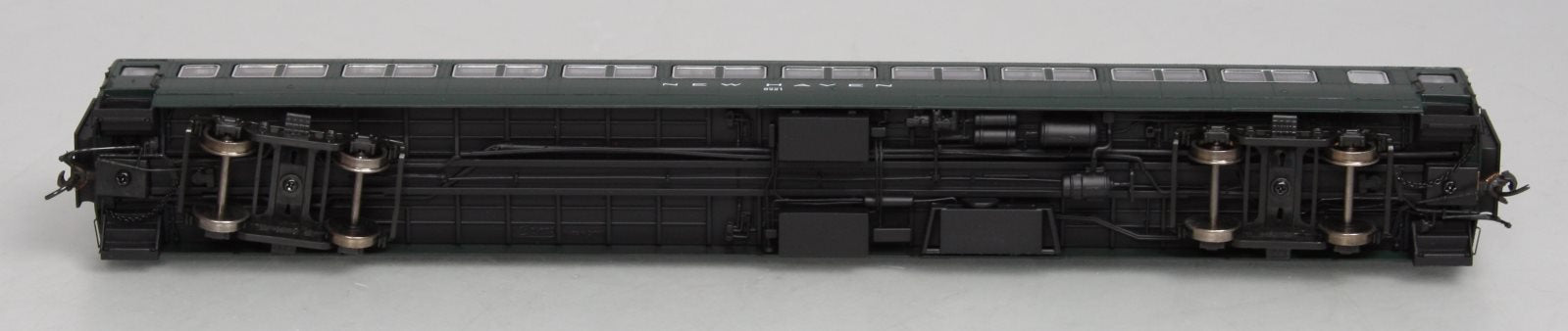 Rapido 109004 HO Scale New Haven Osgood Bradley Passenger Coach #8221