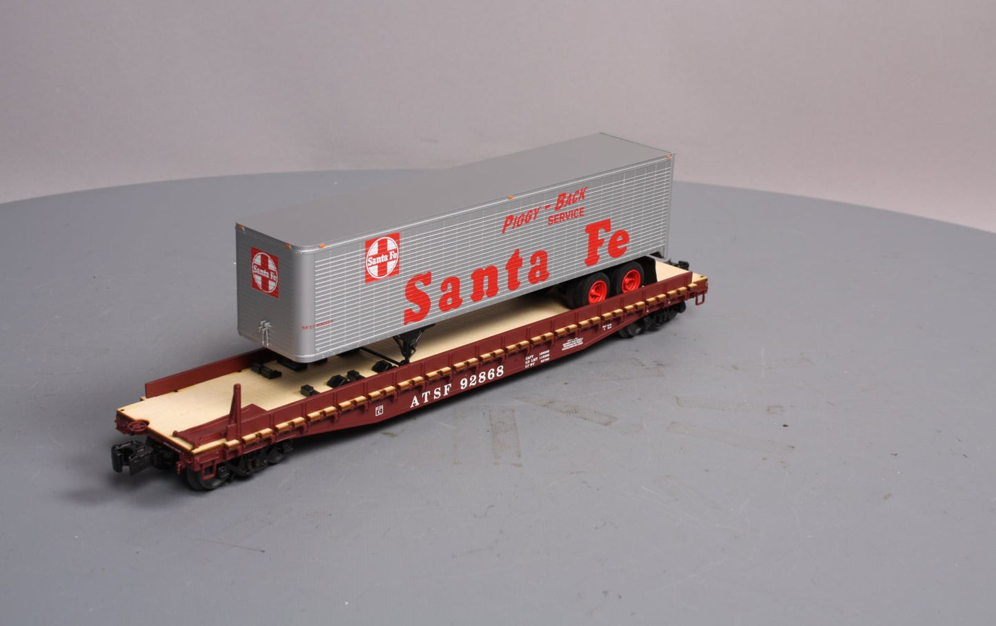 Lionel 6-82840 O Gauge ATSF PS-4 Flat with 40' Trailer