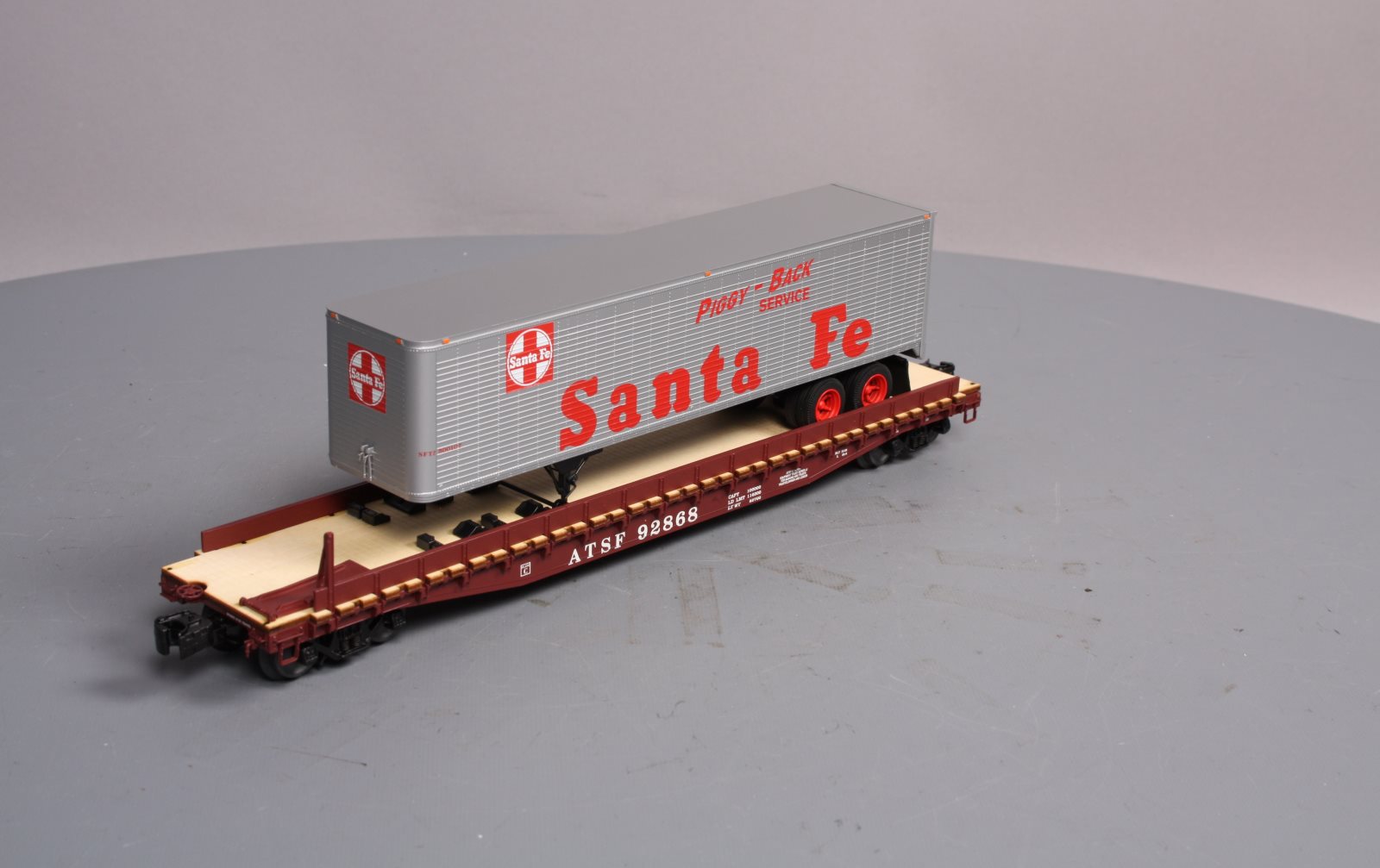 Lionel 6-82840 O Gauge ATSF PS-4 Flat with 40' Trailer