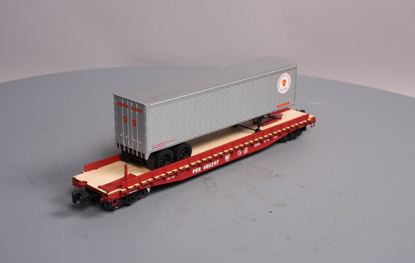Lionel 6-82844 O Gauge Pennsylvania Railroad 40' PS-4 Flatcar #480297 w Trailers