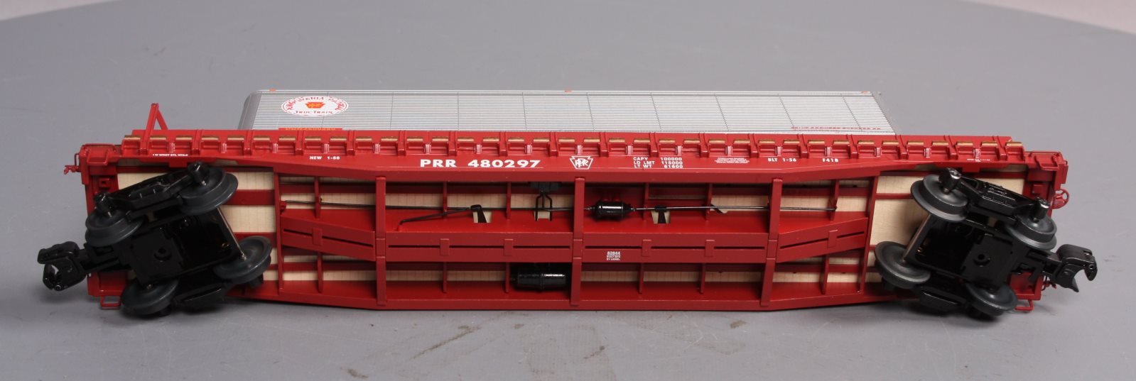 Lionel 6-82844 O Gauge Pennsylvania Railroad 40' PS-4 Flatcar #480297 w Trailers