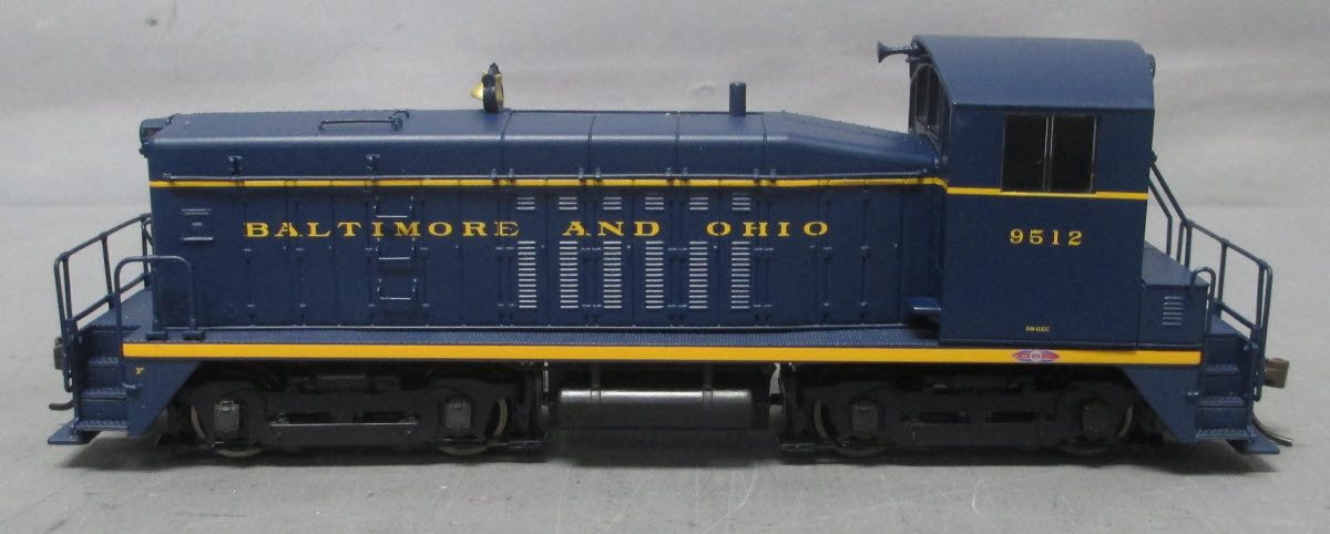 Broadway Limited 632 HO B&O EMD NW2 Phase V Diesel Locomotive #9512 w/ DCC Sound