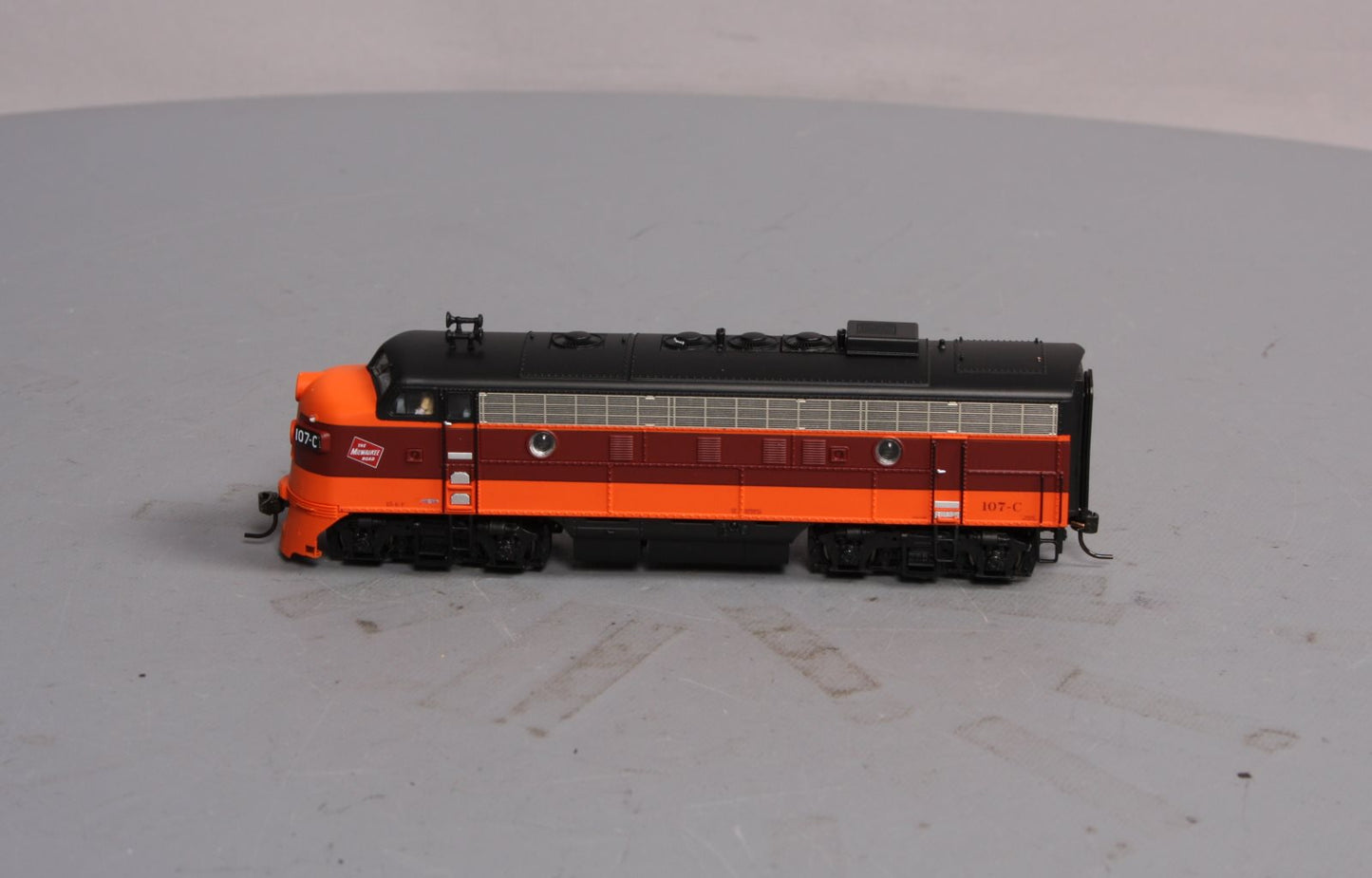 Broadway Limited 5108 HO Milwaukere Road EMD F7A with Sound Blue Line™ #107C