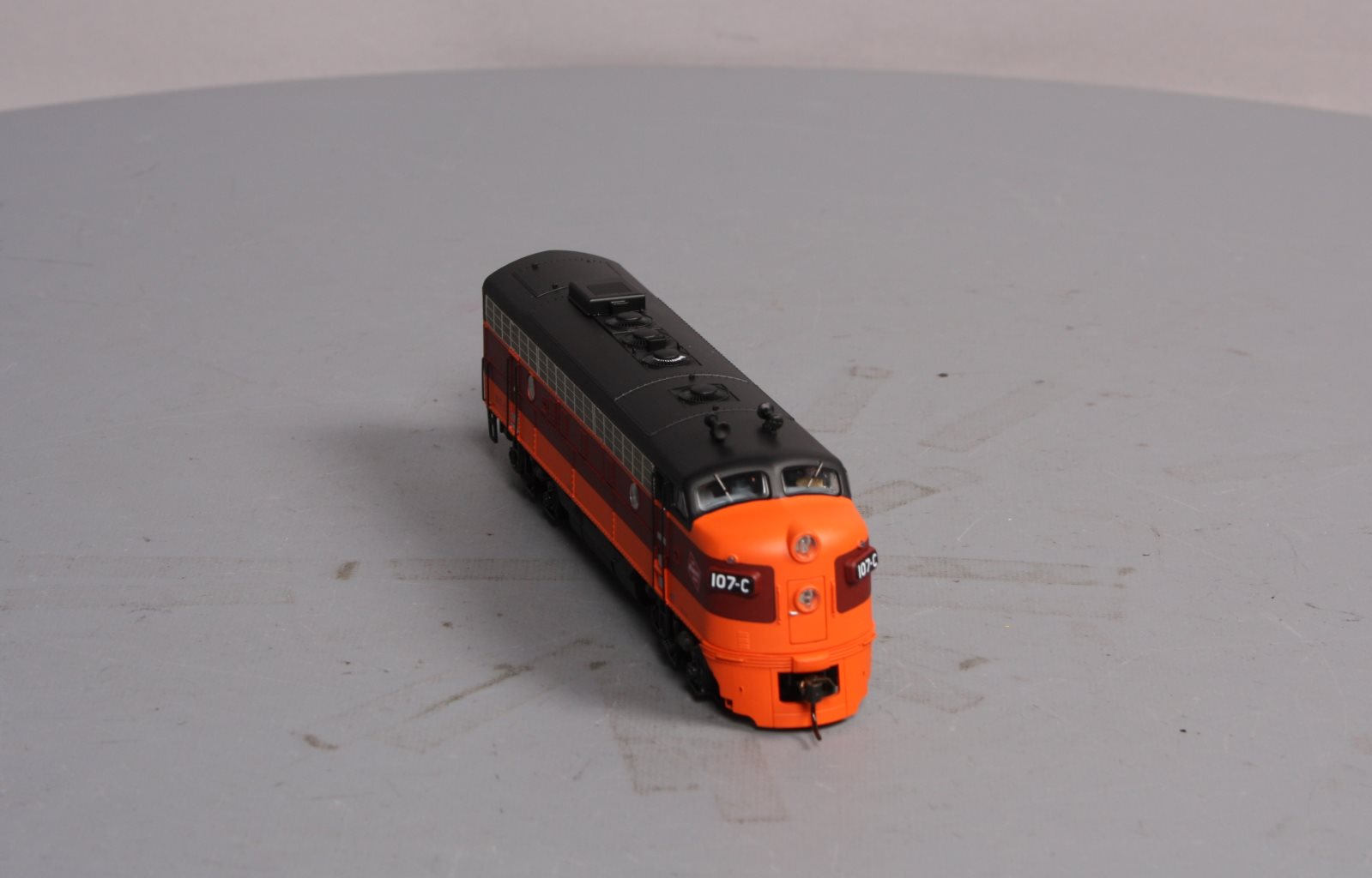 Broadway Limited 5108 HO Milwaukere Road EMD F7A with Sound Blue Line™ #107C