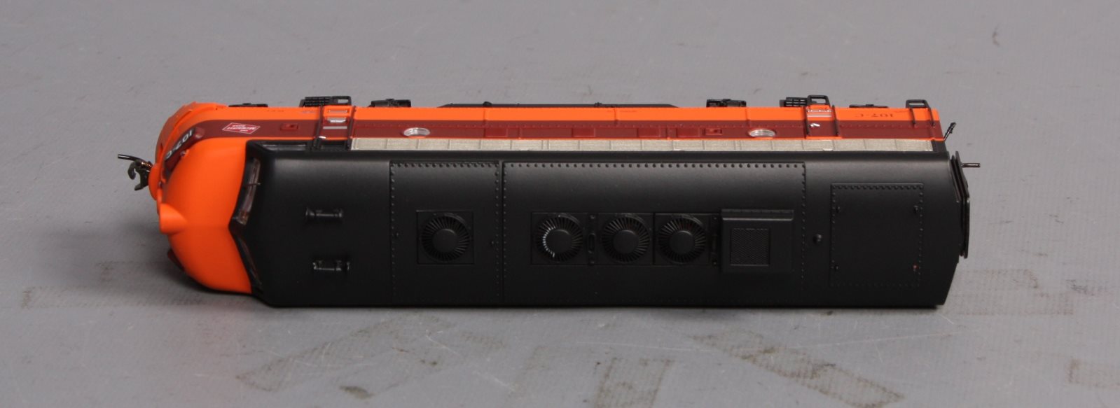 Broadway Limited 5108 HO Milwaukere Road EMD F7A with Sound Blue Line™ #107C