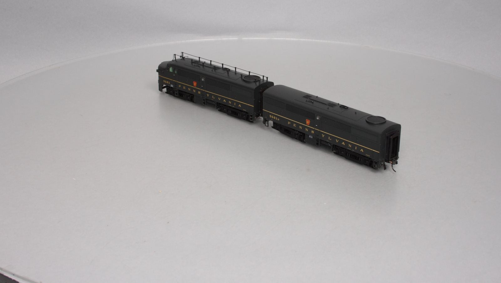 Precision Craft Models 266 HO FA1/FB1 PRR #9601,9601B