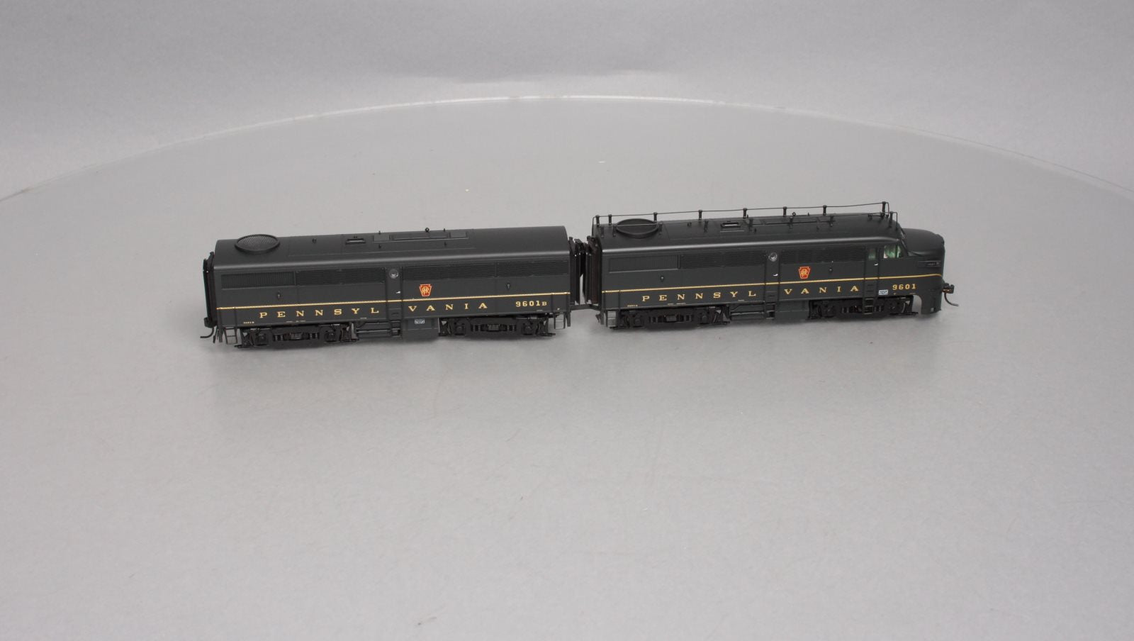Precision Craft Models 266 HO FA1/FB1 PRR #9601,9601B