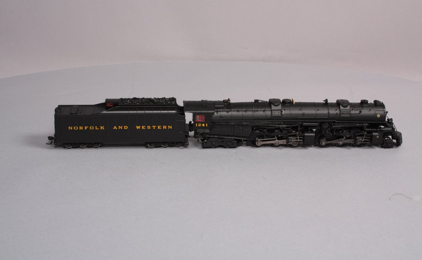 Broadway Limited 2305 HO Norfolk & Western Class A 2-6-6-4 Paragon2 #1241 w/ DCC