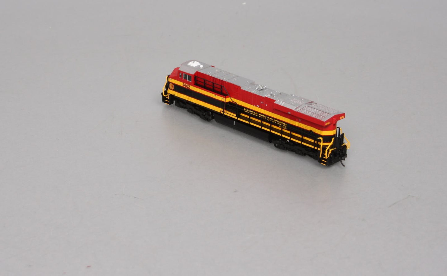 Fox Valley Models 70108 N Scale KCS de Mexico ES44AC Diesel Locomotive #4662