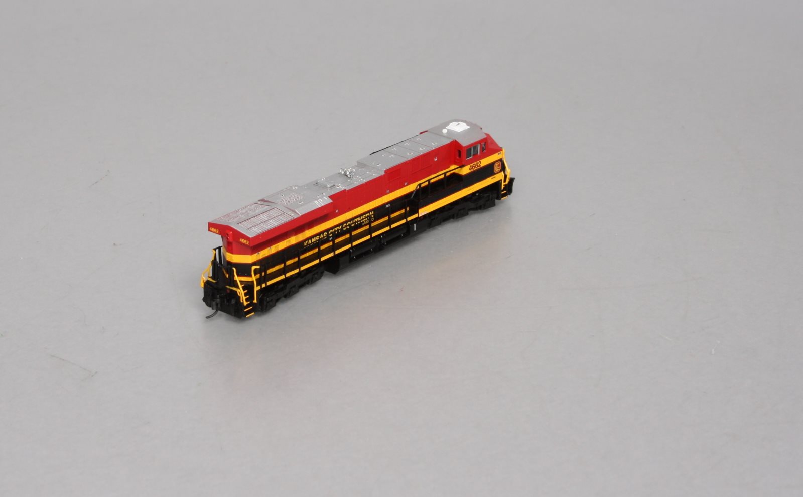 Fox Valley Models 70108 N Scale KCS de Mexico ES44AC Diesel Locomotive #4662