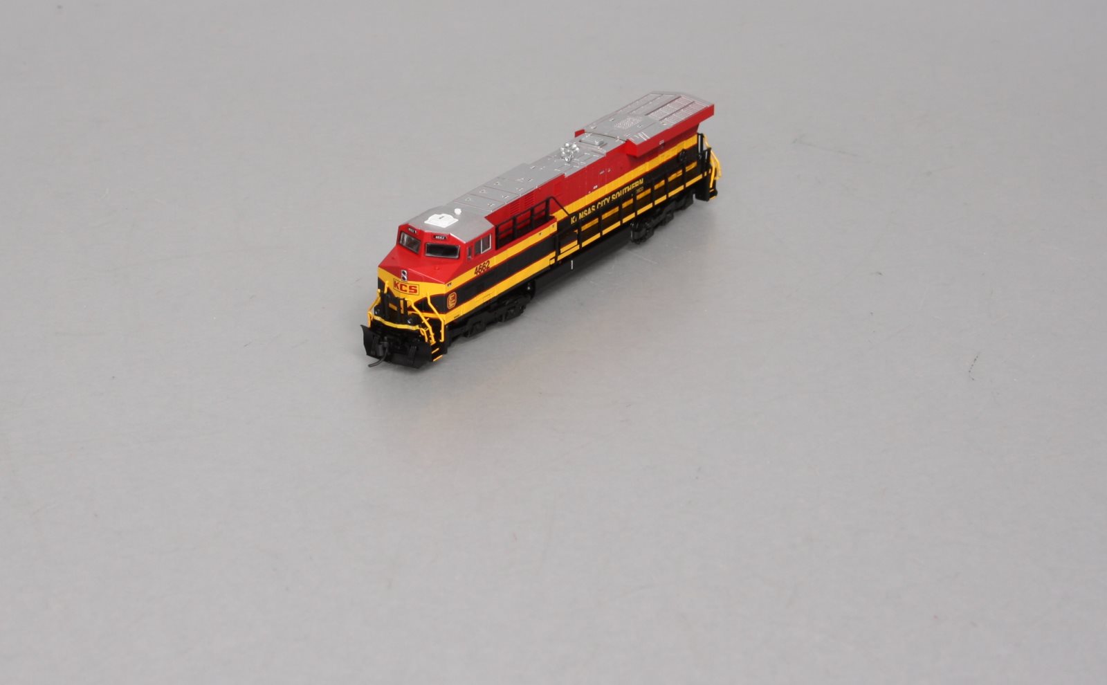 Fox Valley Models 70108 N Scale KCS de Mexico ES44AC Diesel Locomotive #4662