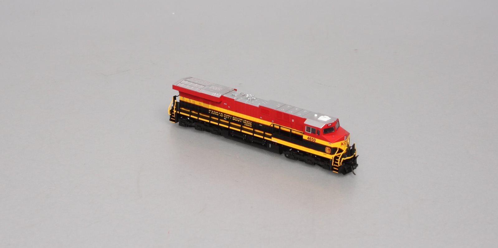 Fox Valley Models 70107 KCS DE Mex ES44AC #4650 N – Trainz
