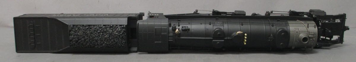 MTH 30-1663-1 O Union Pacific 2-8-8-2 Imperial Y6b Steam Engine #3673