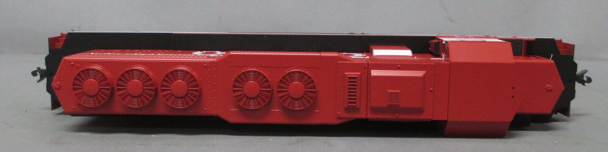 Kato 37-6334 Gulf Mobile & Ohio SD-40 Diesel Locomotive #902