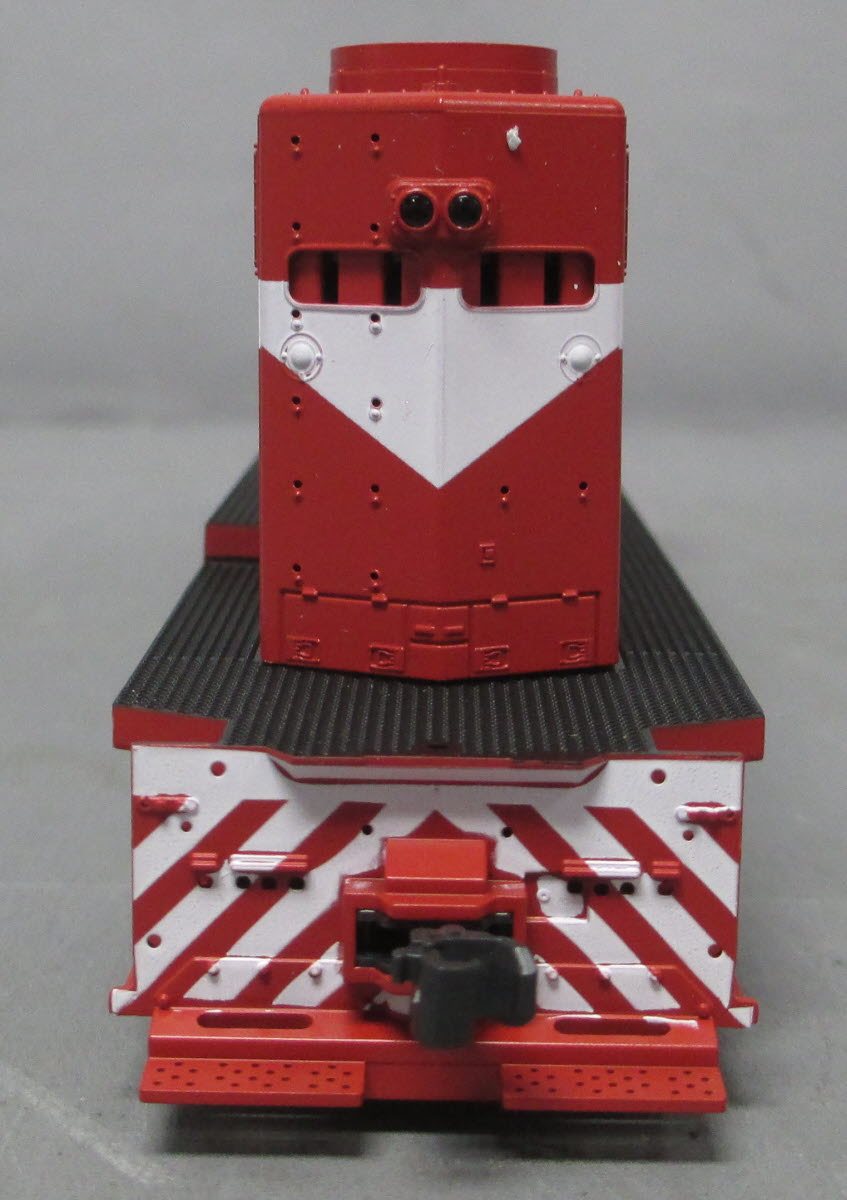 Kato 37-6334 Gulf Mobile & Ohio SD-40 Diesel Locomotive #902