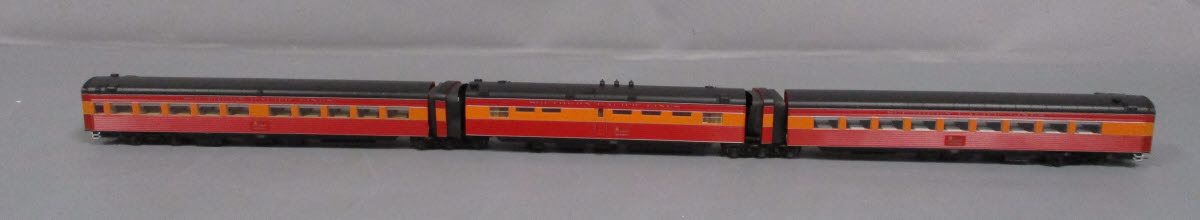 Broadway Limited 686 HO Scale Southern Pacific Morning Daylight Passenger Cars