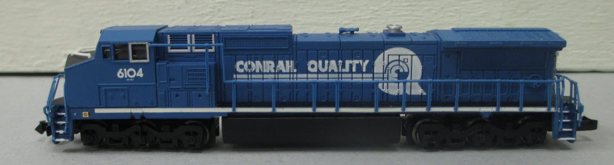 Bachmann 86066 Spectrum Conrail Dash 8-40CW Diesel Locomotive #6104