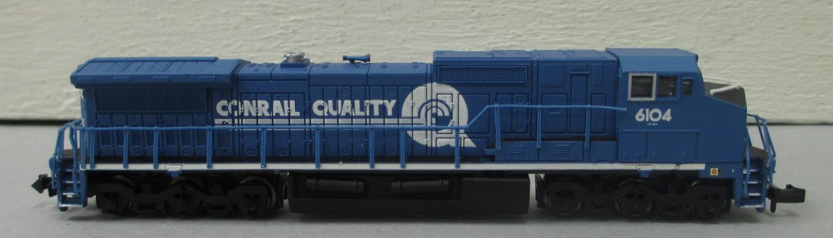 Bachmann 86066 Spectrum Conrail Dash 8-40CW Diesel Locomotive #6104