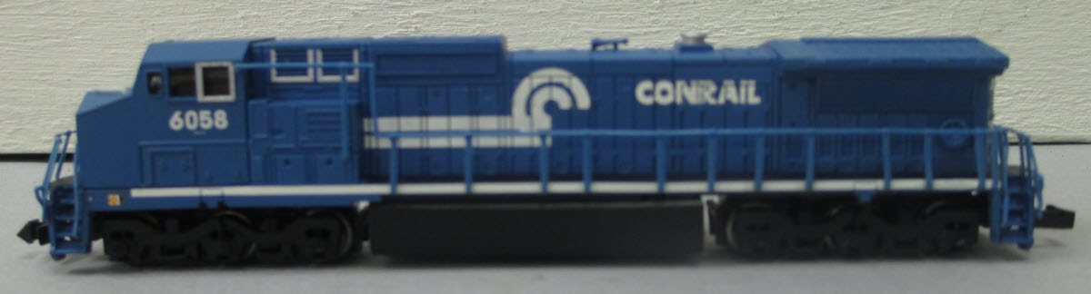 Bachmann 86052 N Conrail GE Dash 8-40CW Diesel Locomotive #6058