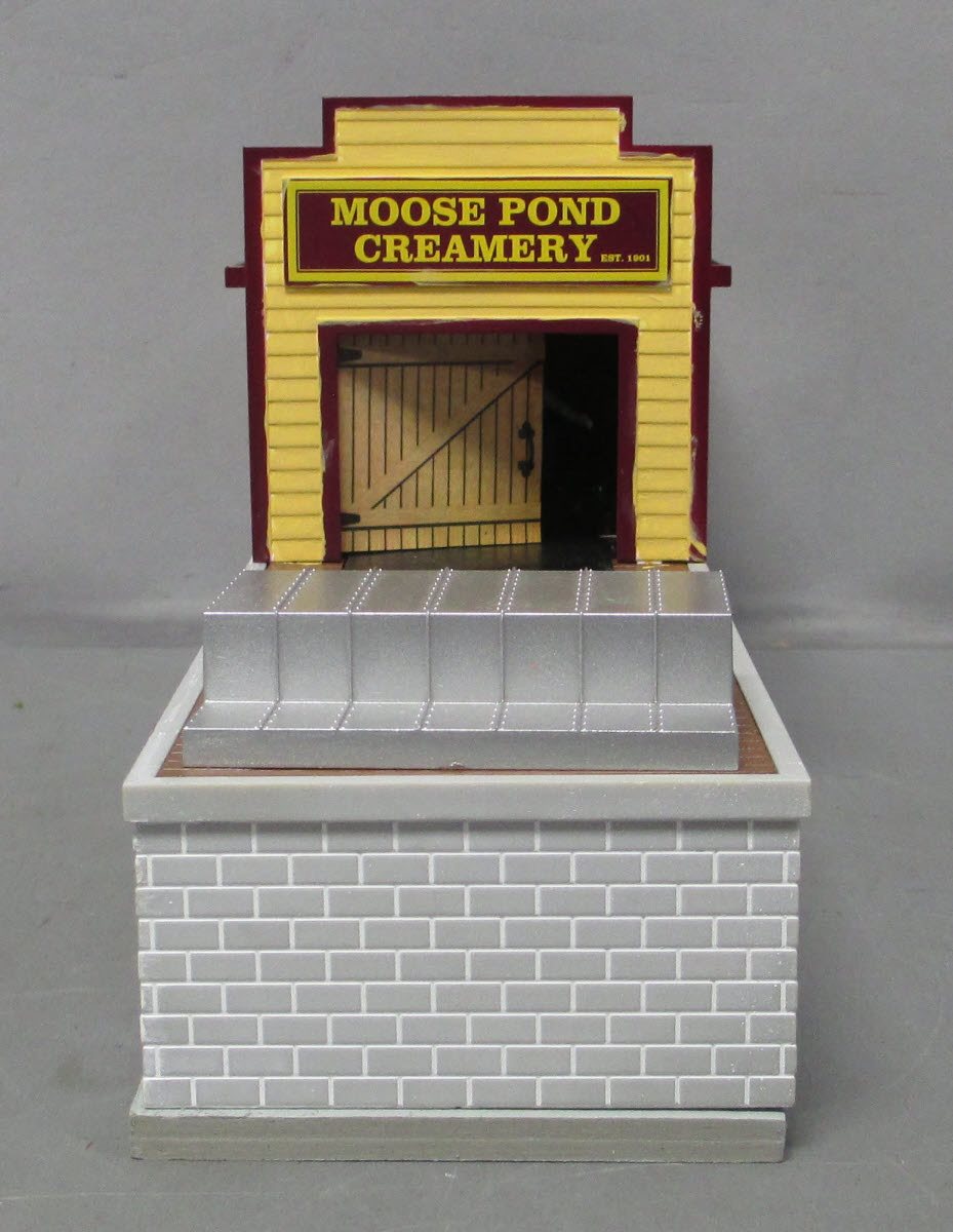 K-Line 6-22660 O Moose Pond Creamery Operating Loading Depot