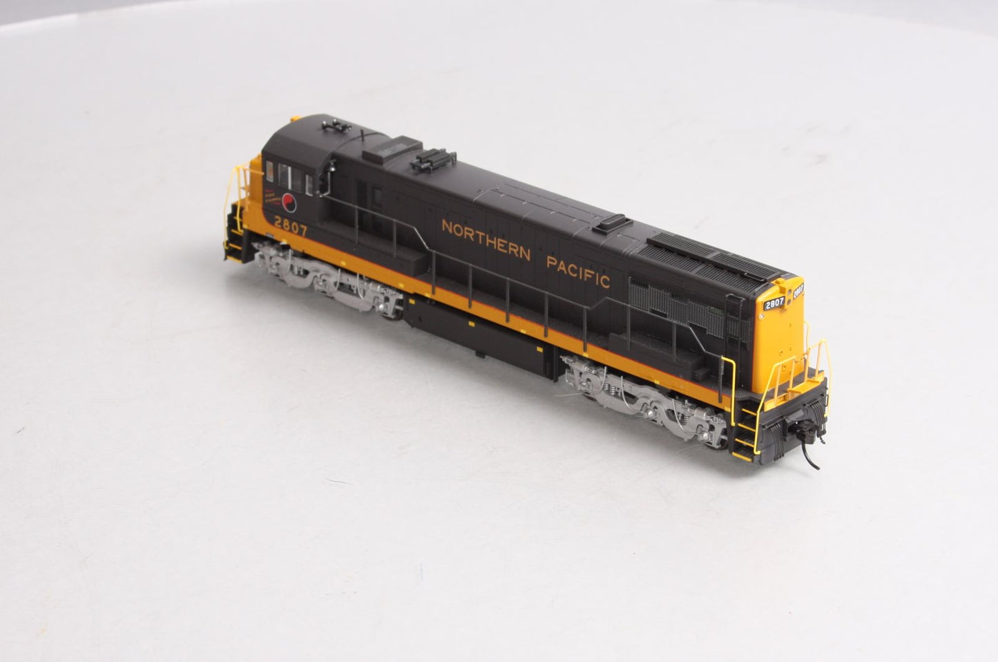 Rivarossi HR2617 HO Northern Pacific GE U28C - Standard DC #2807