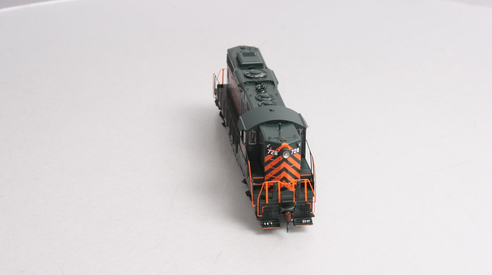 Athearn G62743 HO Genesis Western Pacific GP9 W/Sound Diesel Locomotive #728