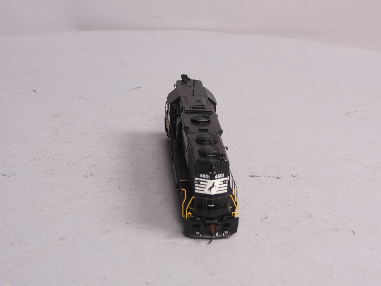 Athearn G40868 HO GP49 w/DCC & Sound, NS #4601