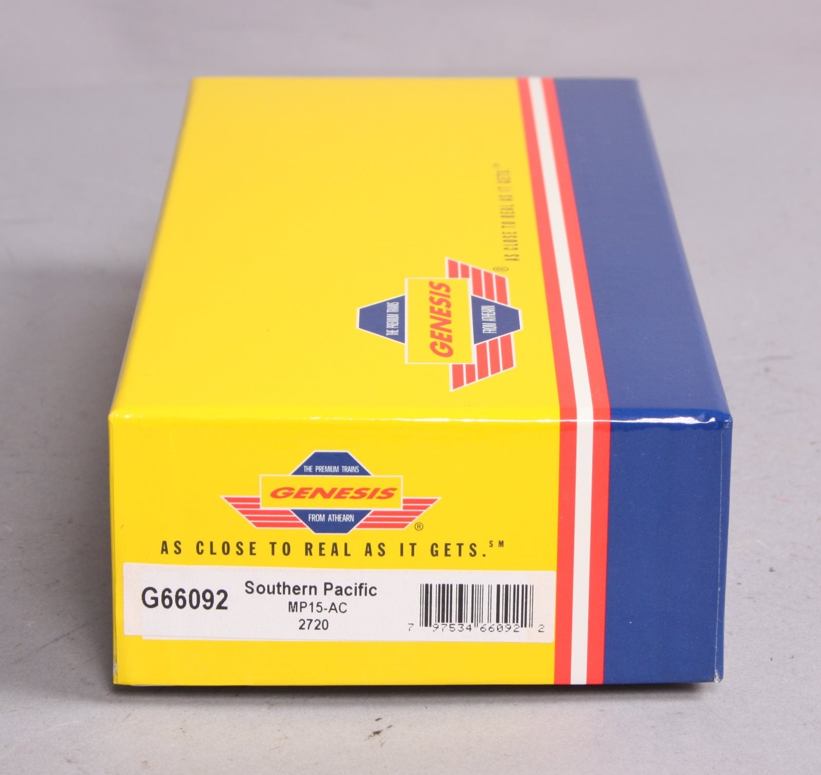 Athearn G66092 HO Southern Pacific MP15-AC Diesel Locomotive #2720
