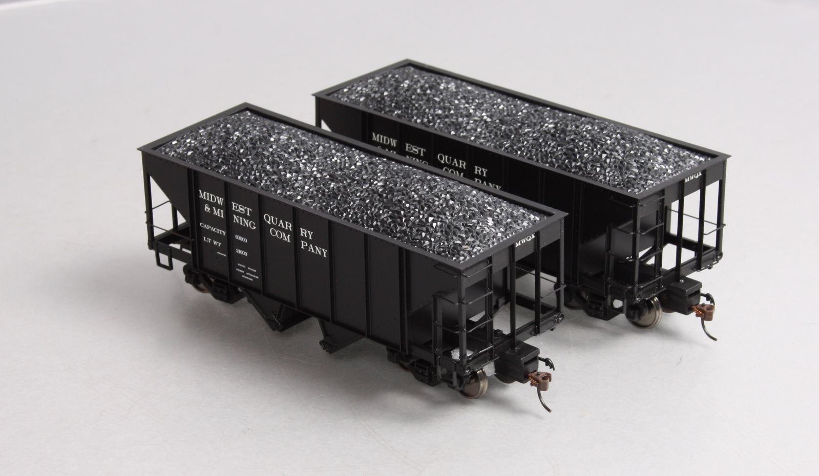 Bachmann 27961 On30 Midwest Quarry & Mining Company 2-Bay Steel Hopper 2-Pk