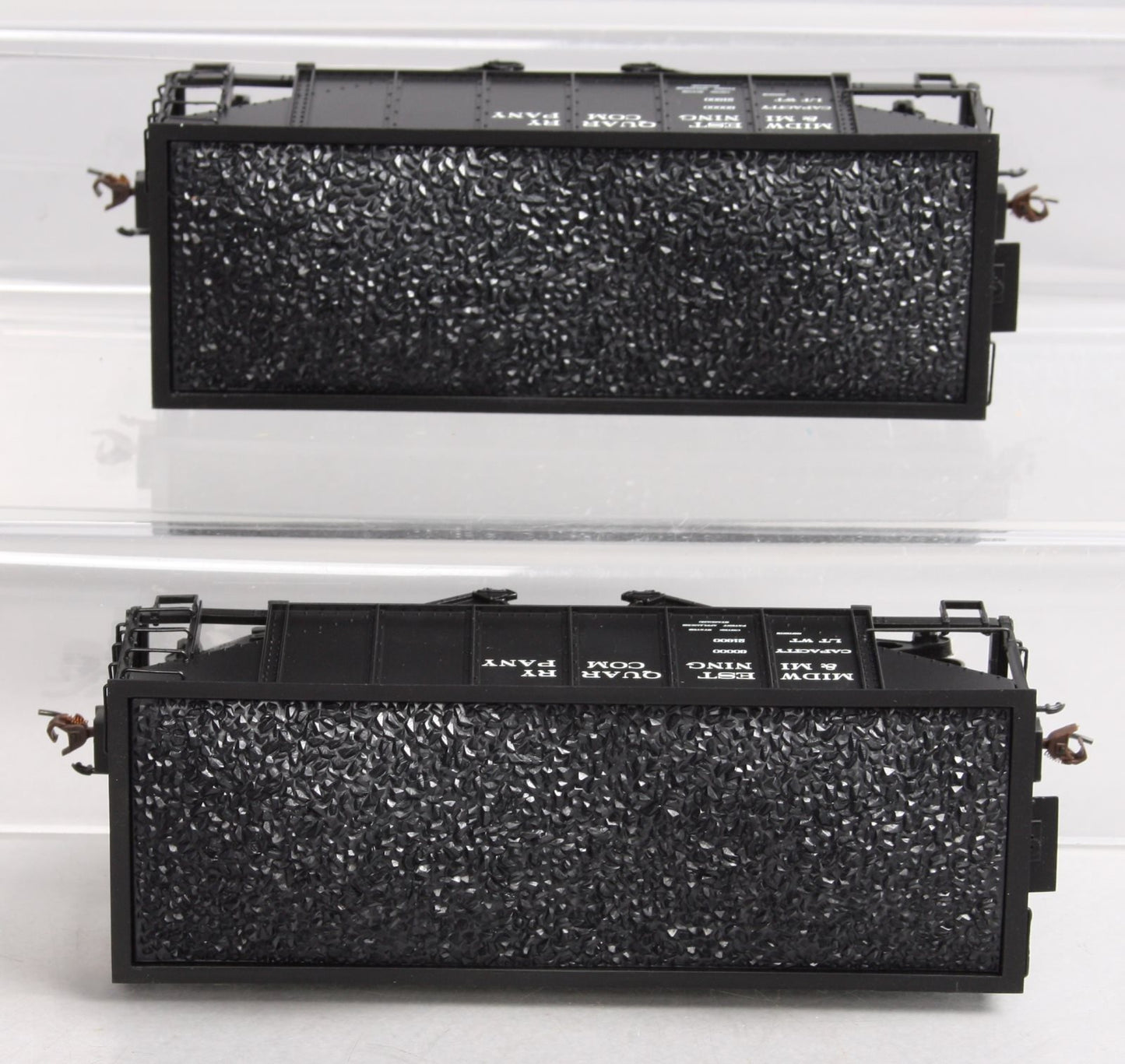 Bachmann 27961 On30 Midwest Quarry & Mining Company 2-Bay Steel Hopper 2-Pk