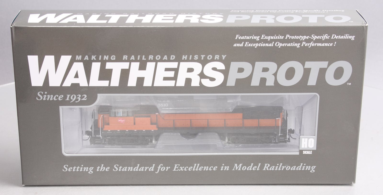 Walthers 920-41663 GE U28B U30B MILW #5510