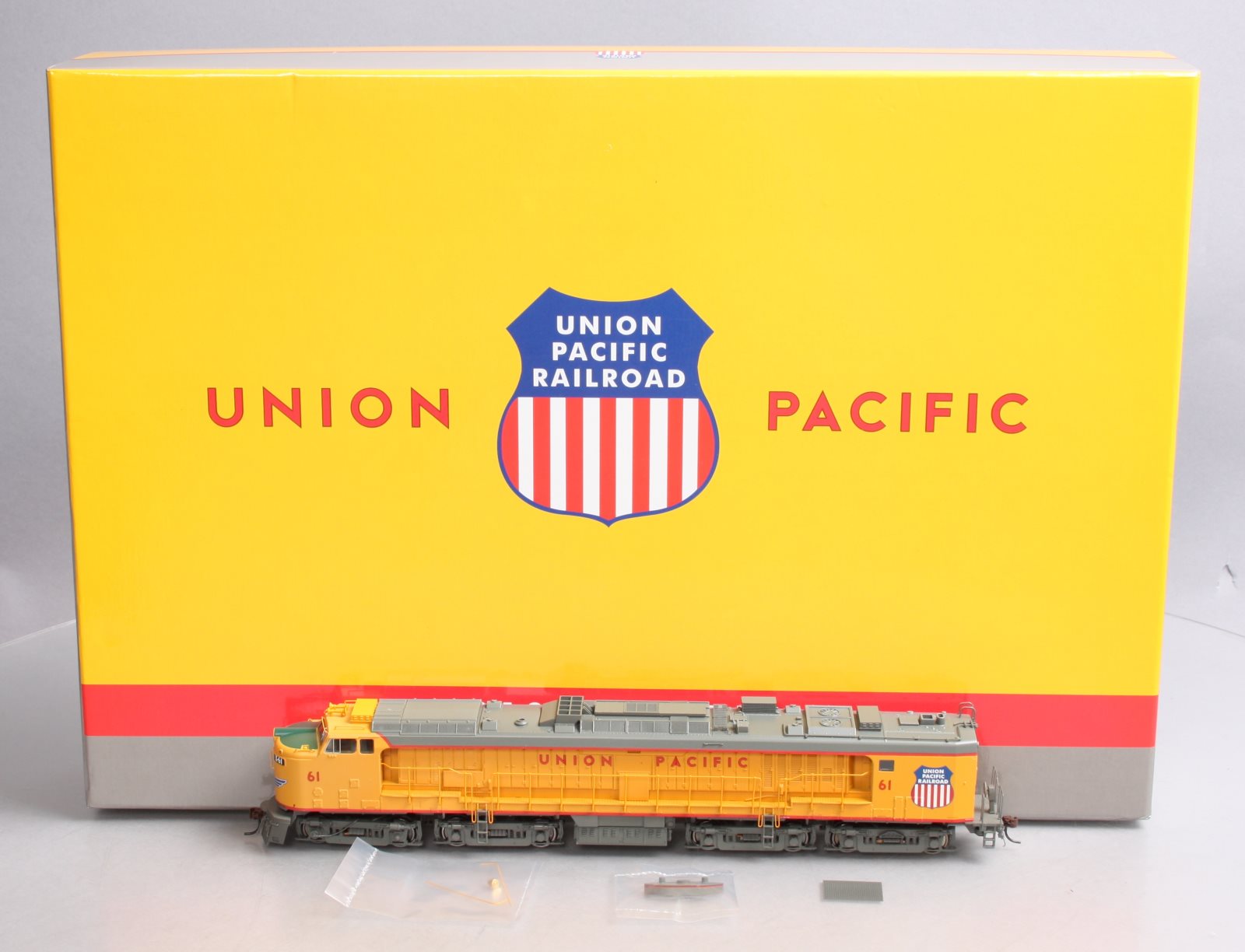 Athearn 88666 HO Union Pacific Veranda Gas Turbine Diesel Locomotive #61