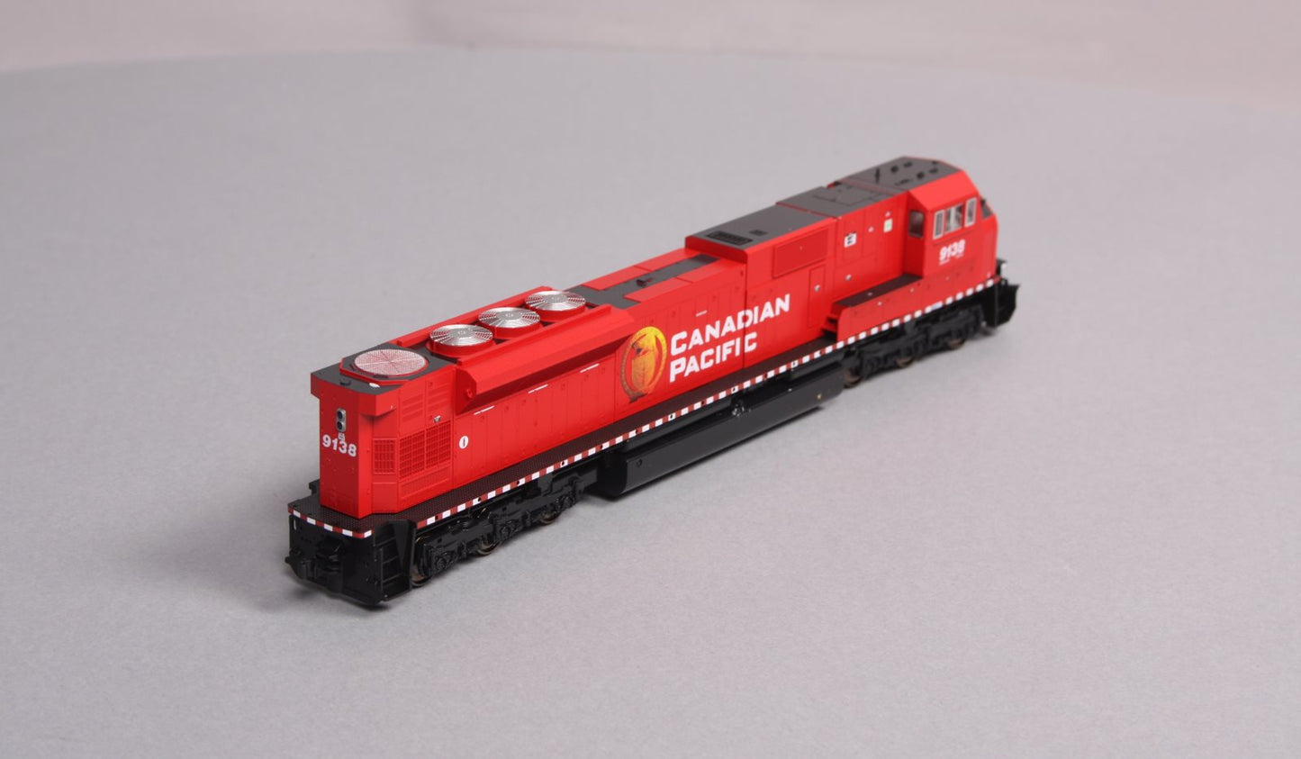 Kato 37-6364 HO Canadian Pacific EMD SD90/43MAC Diesel Locomotive #9138