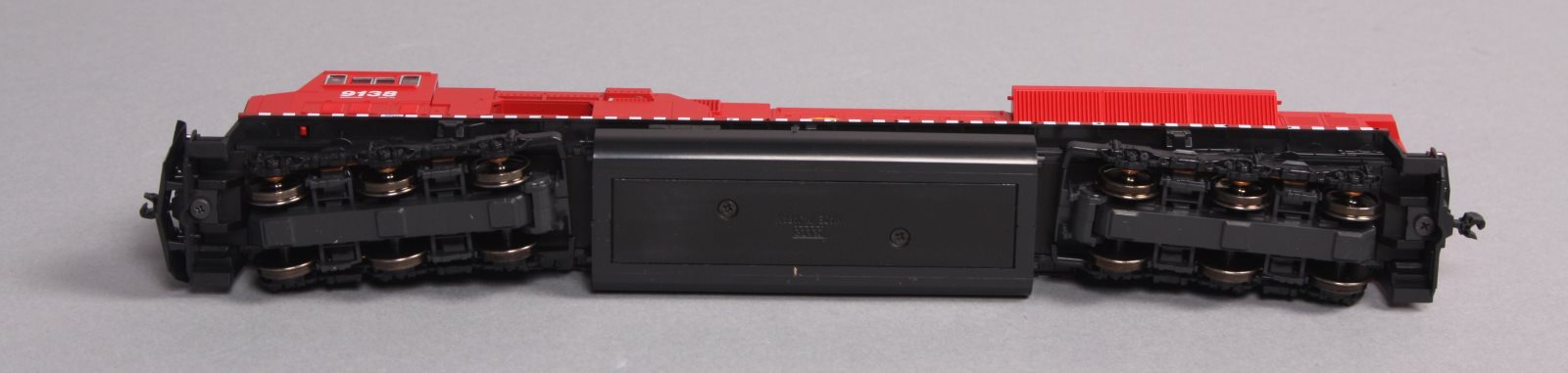 Kato 37-6364 HO Canadian Pacific EMD SD90/43MAC Diesel Locomotive #9138