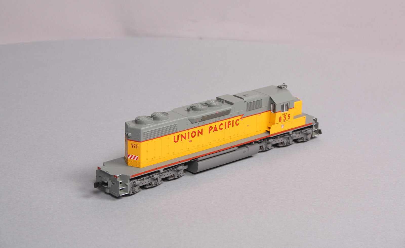Kato 37-6512 HO Union Pacific SD38-2 Powered Diesel Locomotive #Y835