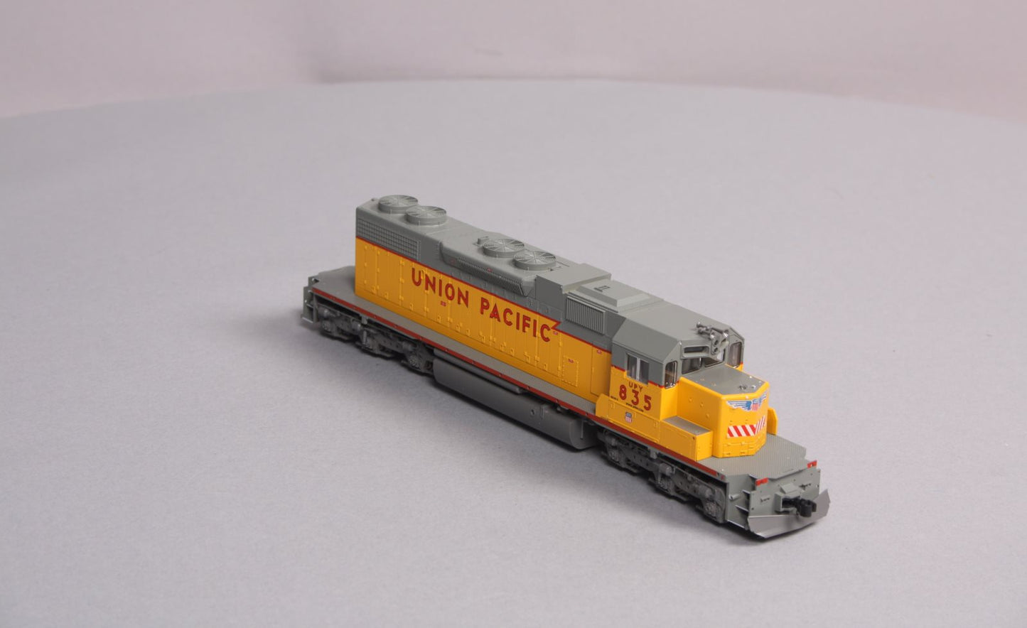 Kato 37-6512 HO Union Pacific SD38-2 Powered Diesel Locomotive #Y835