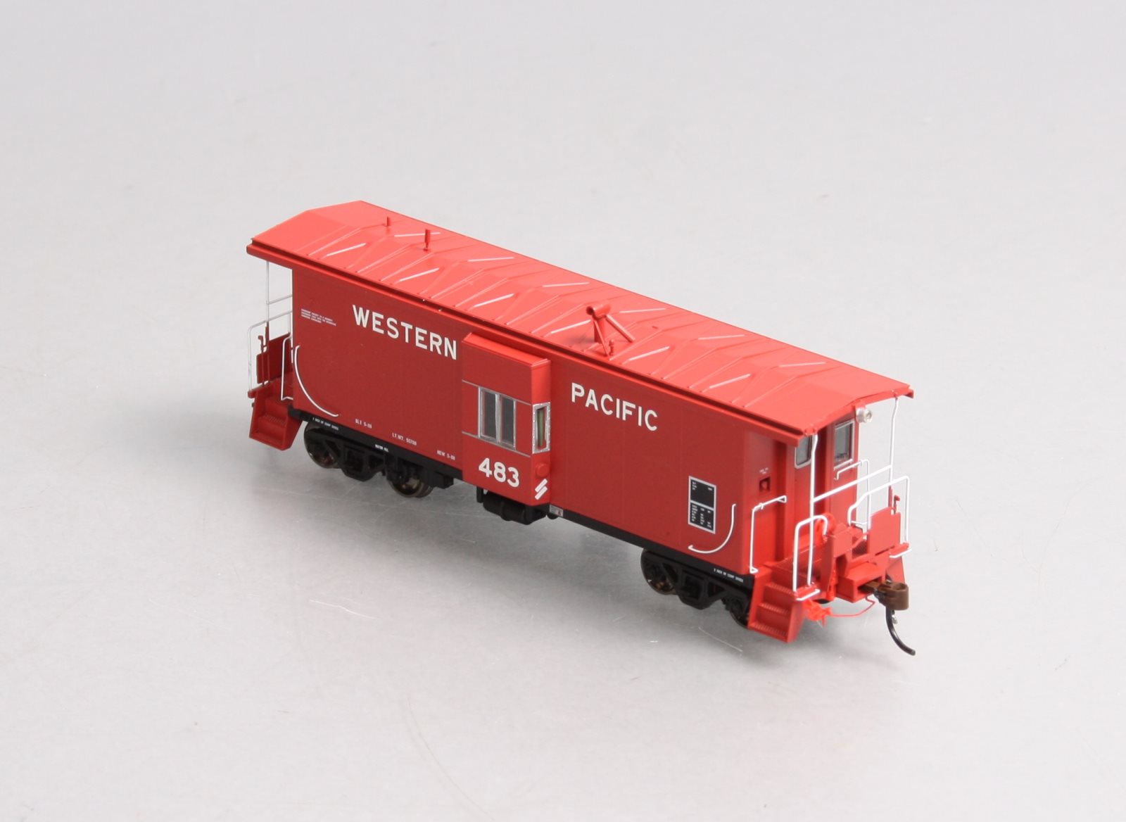 Athearn G63032 HO Genesis Western Pacific 481 Bay Window Caboose W/Lights#483