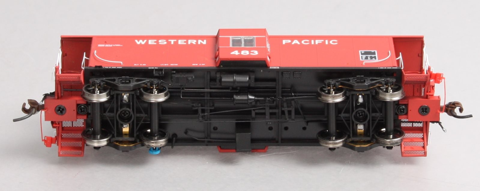 Athearn G63032 HO Genesis Western Pacific 481 Bay Window Caboose W/Lights#483
