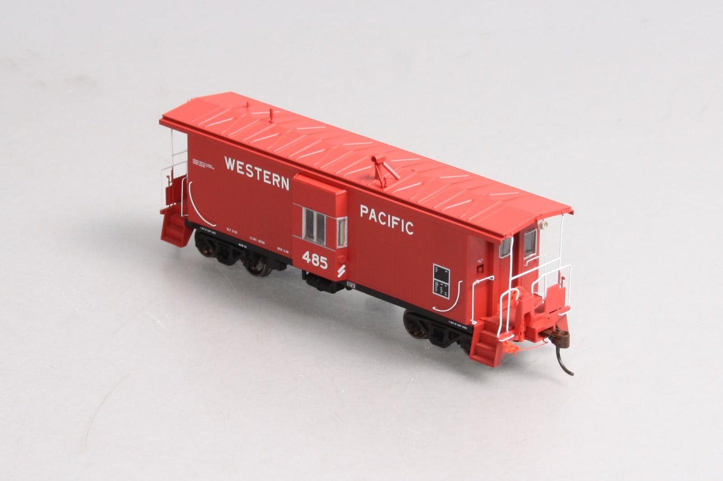 Athearn G63034 Genesis HO Western Pacific Bay Window Caboose W/Lights #485