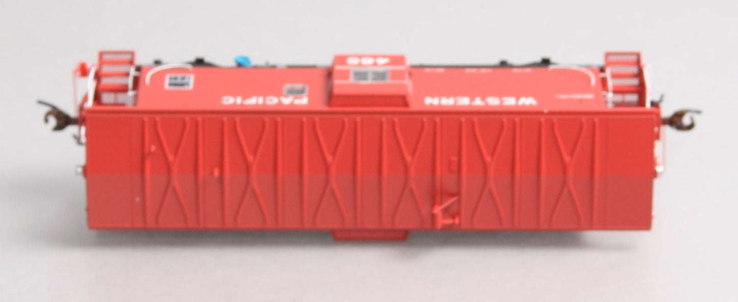Athearn G63035 HO Genesis Western Pacific Bay Window Caboose W/Lights #486