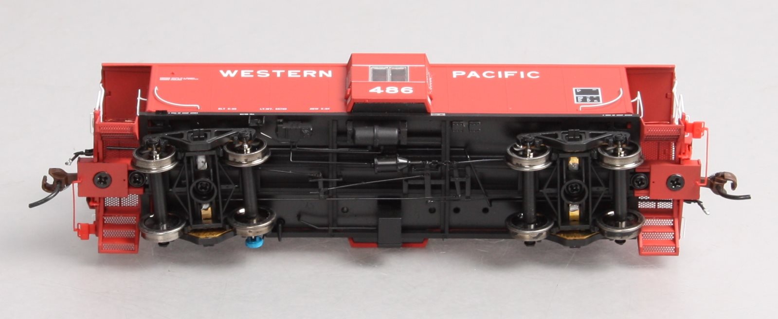 Athearn G63035 HO Genesis Western Pacific Bay Window Caboose W/Lights #486