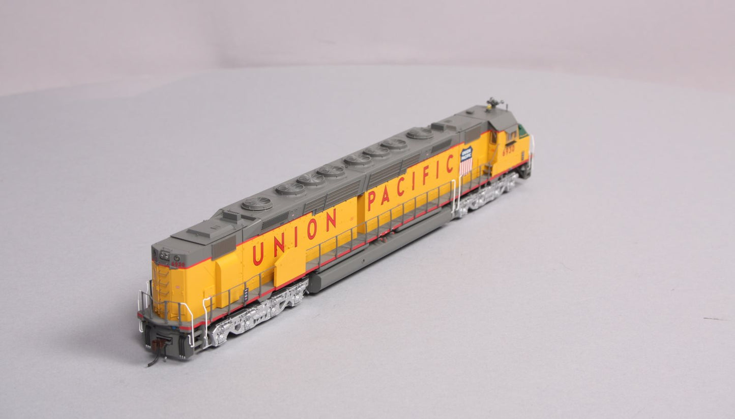 Athearn G69557 HO Union Pacific DDA40X Diesel Locomotive with DCC & Sound #6930
