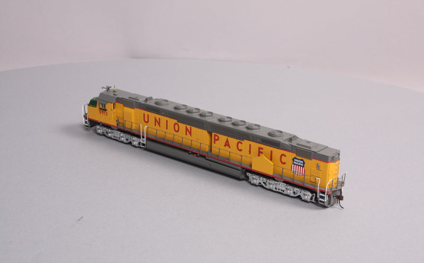 Athearn G69555 HO DDA40X w/DCC & Sound, UP #6913